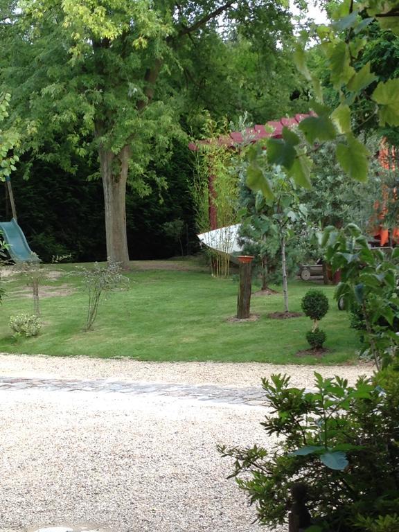 Les Jardins Carnot Hotel Compiegne Exterior photo